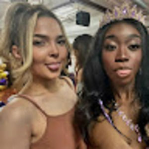 Meet your Posher, Salena